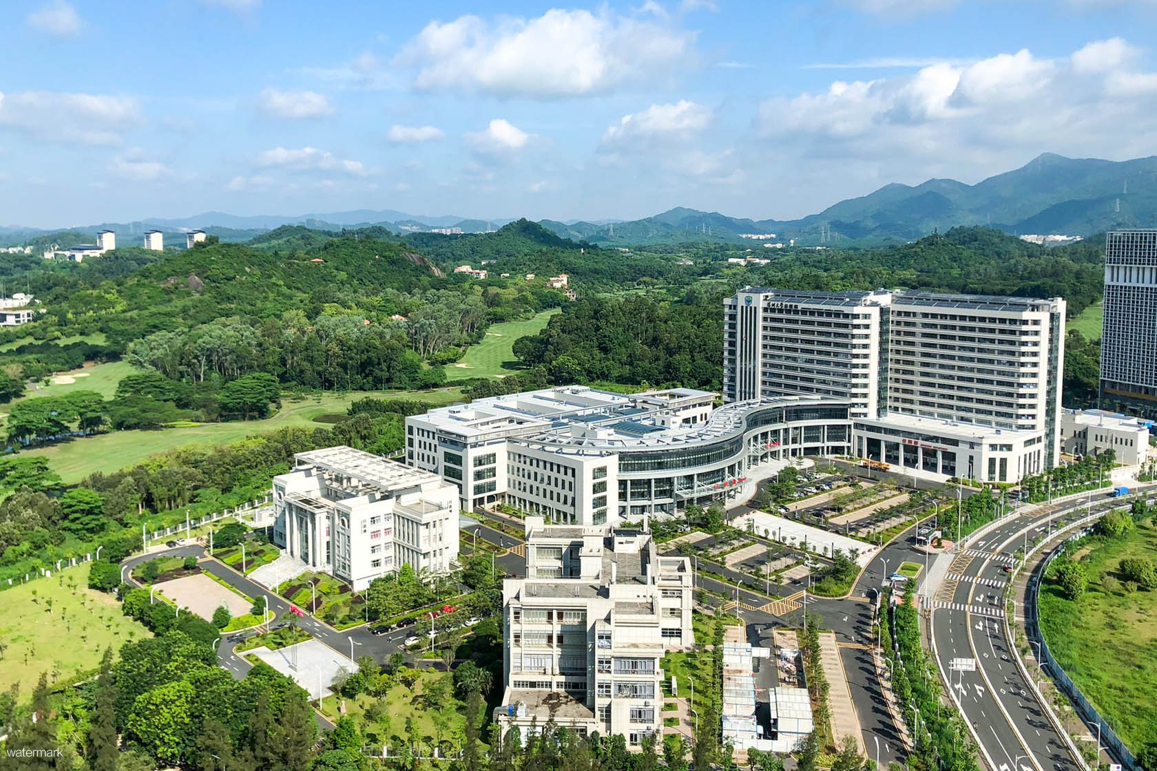 深圳大學(xué)總醫(yī)院——“電子哨兵”上崗，賦能基層防疫。