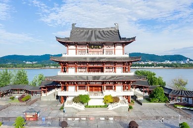 國家AAAAA級景區(qū)——長沙杜甫江閣